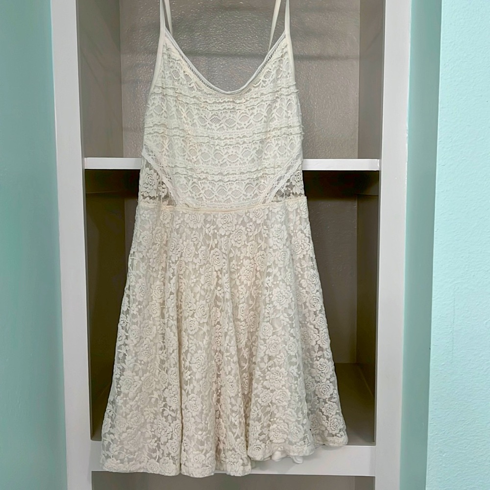 Abercrombie & Fitch New York cream lace dress with spaghetti straps - Picture 1 of 4